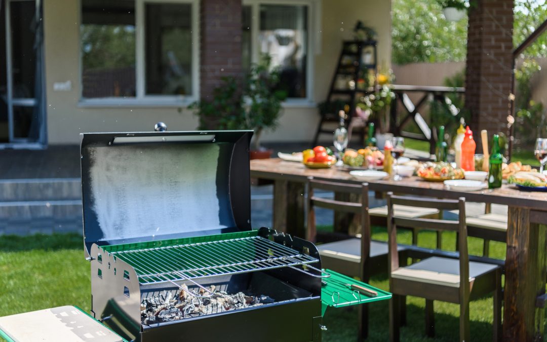 BBQ In Bloom – Outdoor Dining Season Is Here!